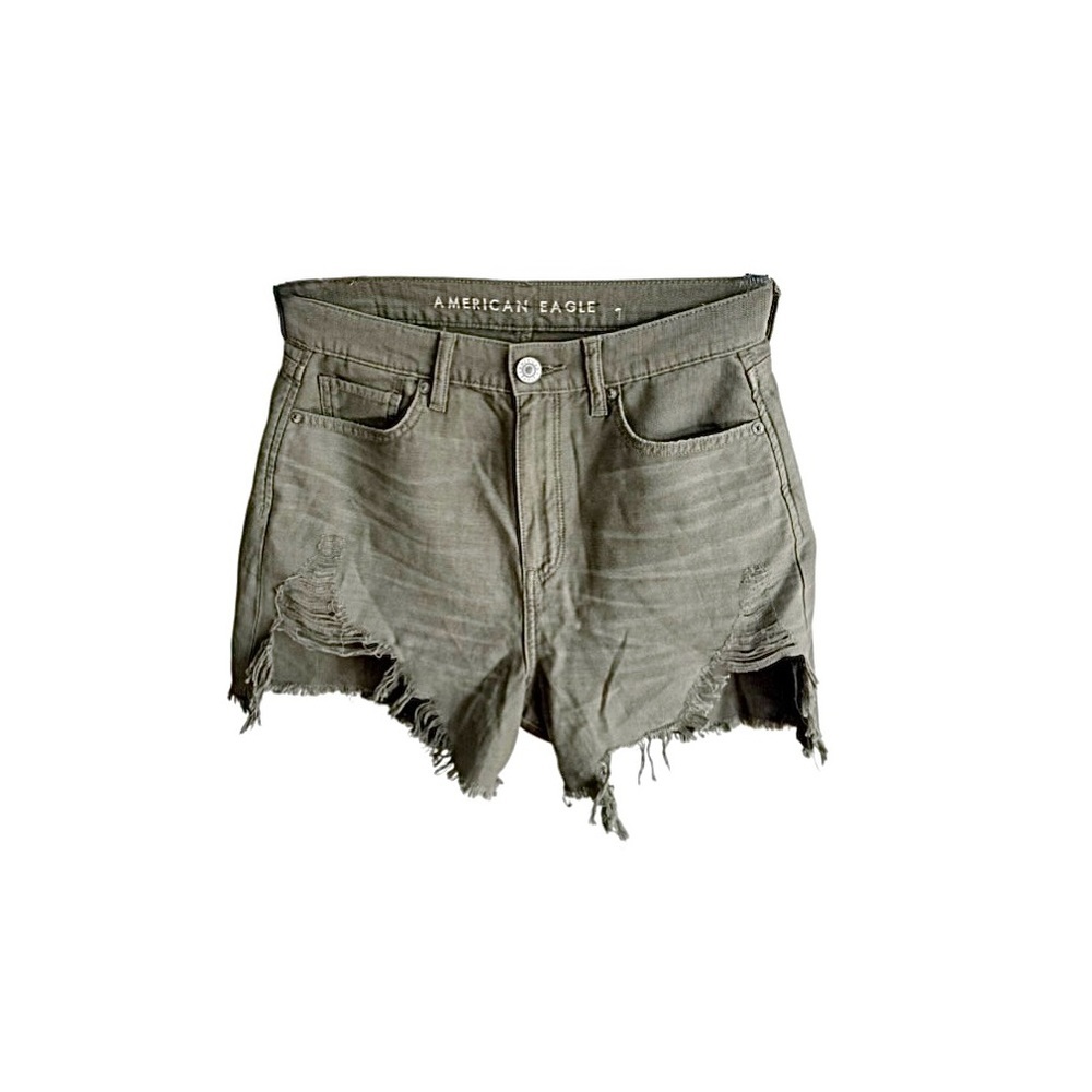 American Eagle | Distressed Denim Shorts | High Waisted Jeans | Women’s Size 4